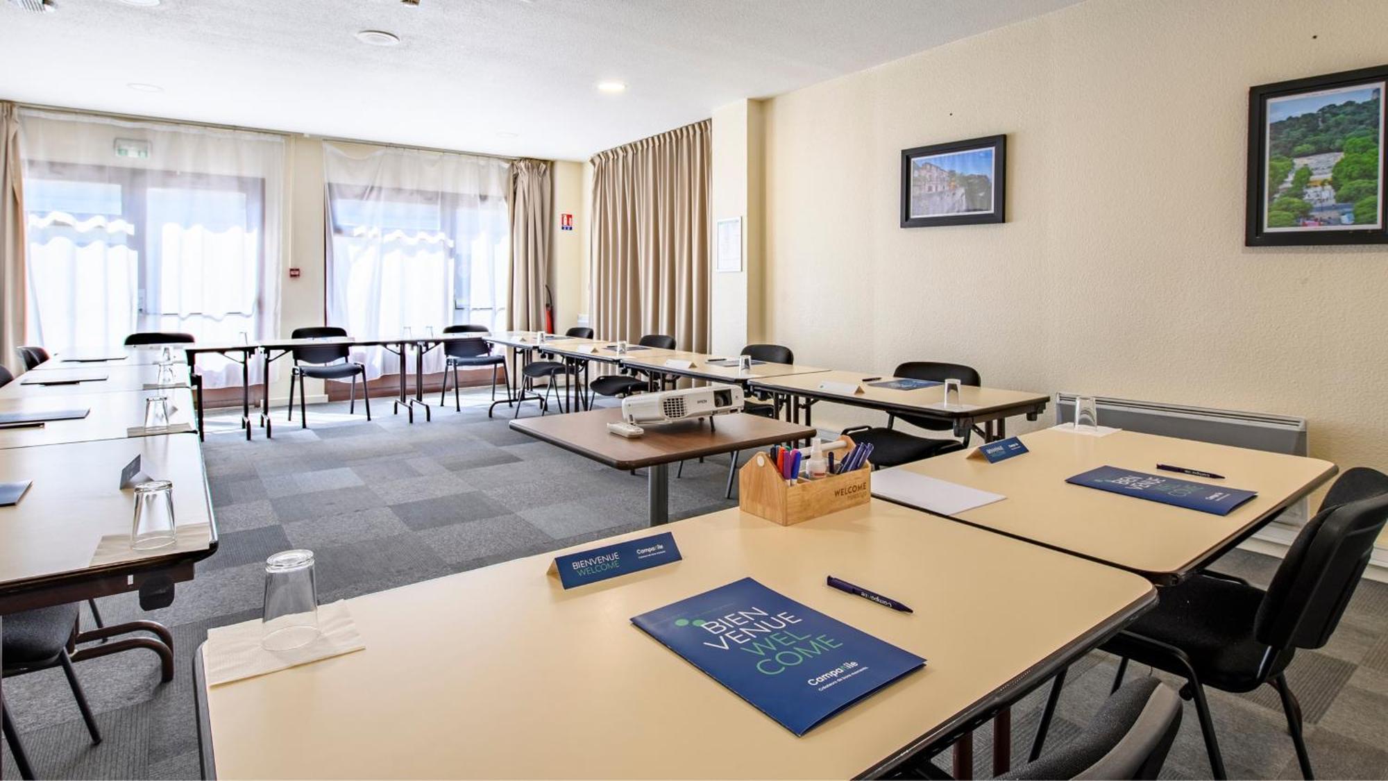 Campanile Prime - Nimes Centre Hotel Exterior photo
